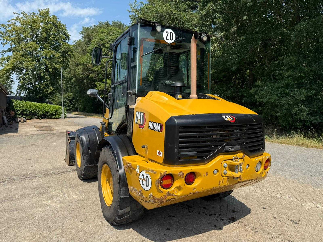 CAT 908M - Chargeuse sur pneus: photos 2 CAT 908M - Chargeuse sur pneus: photos 2