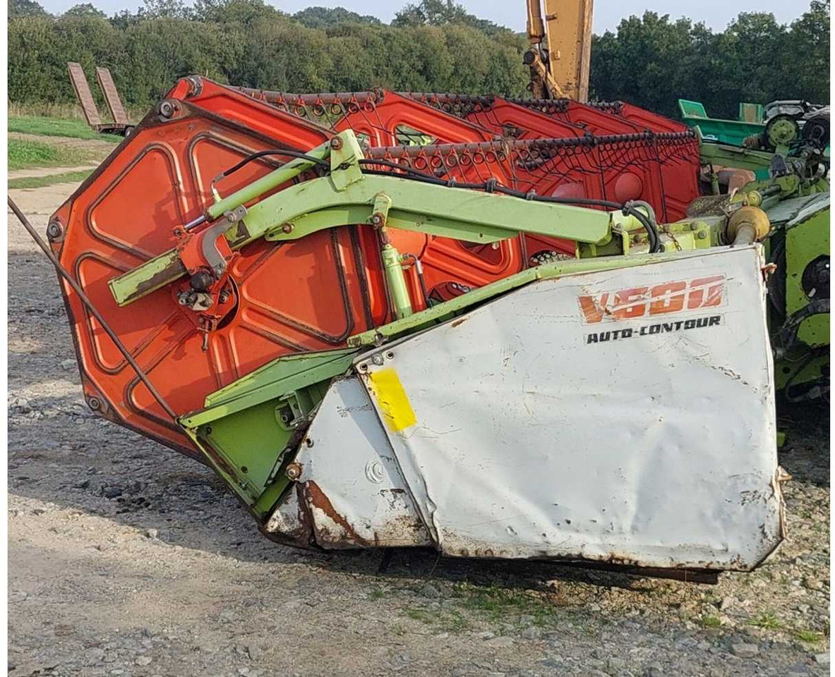 CLAAS V600 HARVESTER CUTTING - Moissonneuse-batteuse: photos 5 CLAAS V600 HARVESTER CUTTING - Moissonneuse-batteuse: photos 5