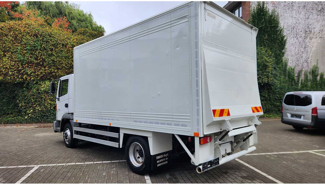 2002 NISSAN ATLEON - Camion: photos 4 2002 NISSAN ATLEON - Camion: photos 4