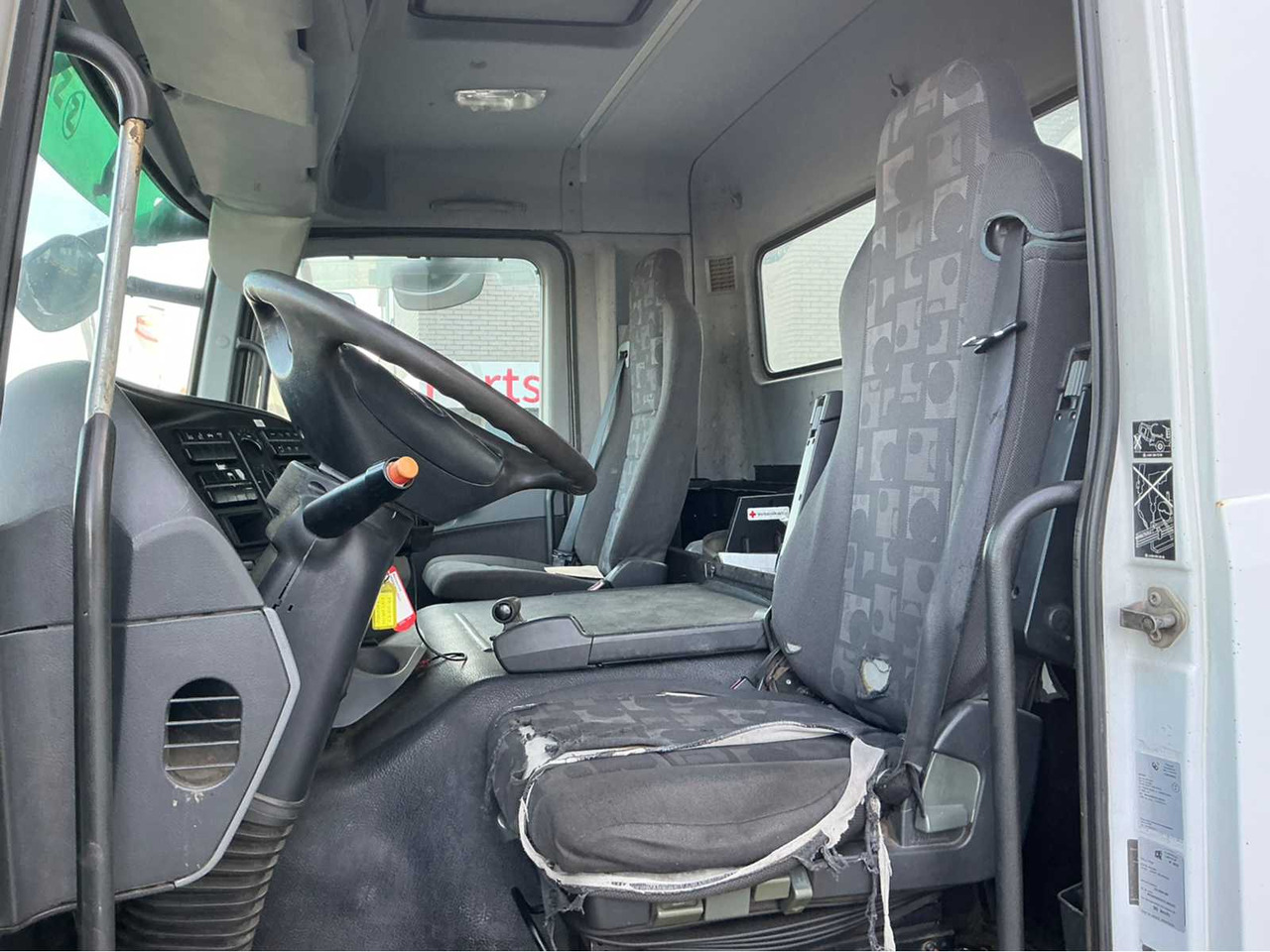 Camion 2007 MERCEDES-BENZ 2544 TANKER: photos 16