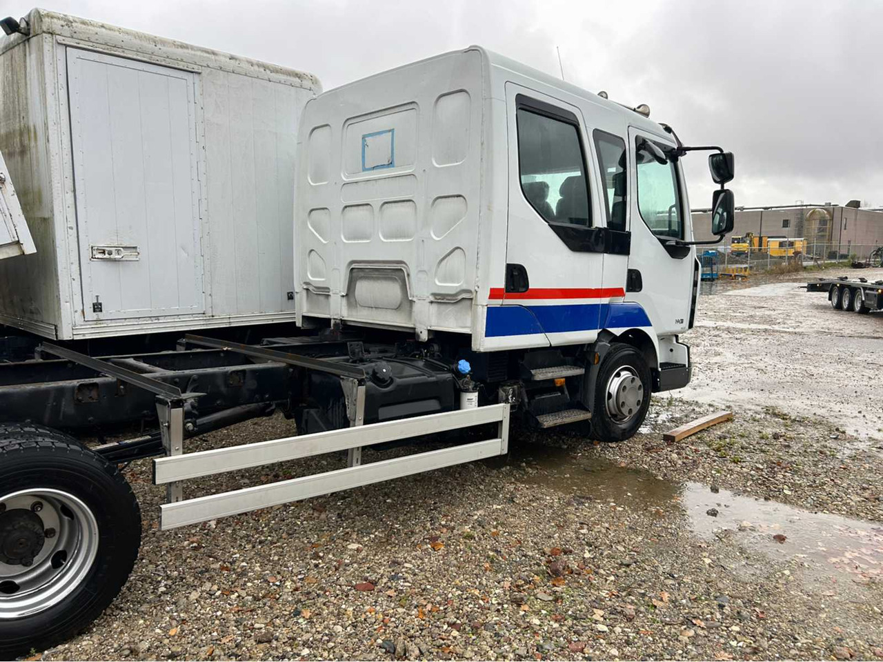 2007 RENAULT MIDLUM 190-08 EL TRUCK - Camion: photos 5 2007 RENAULT MIDLUM 190-08 EL TRUCK - Camion: photos 5