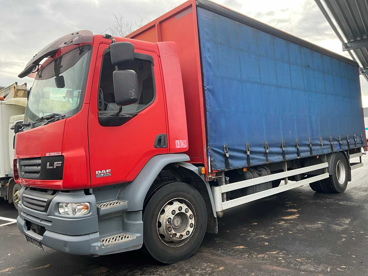 2010 DAF LF 55.250 - HYDRAULIC TAIL LIFT - 183000KM - Camion: photos 1 2010 DAF LF 55.250 - HYDRAULIC TAIL LIFT - 183000KM - Camion: photos 1