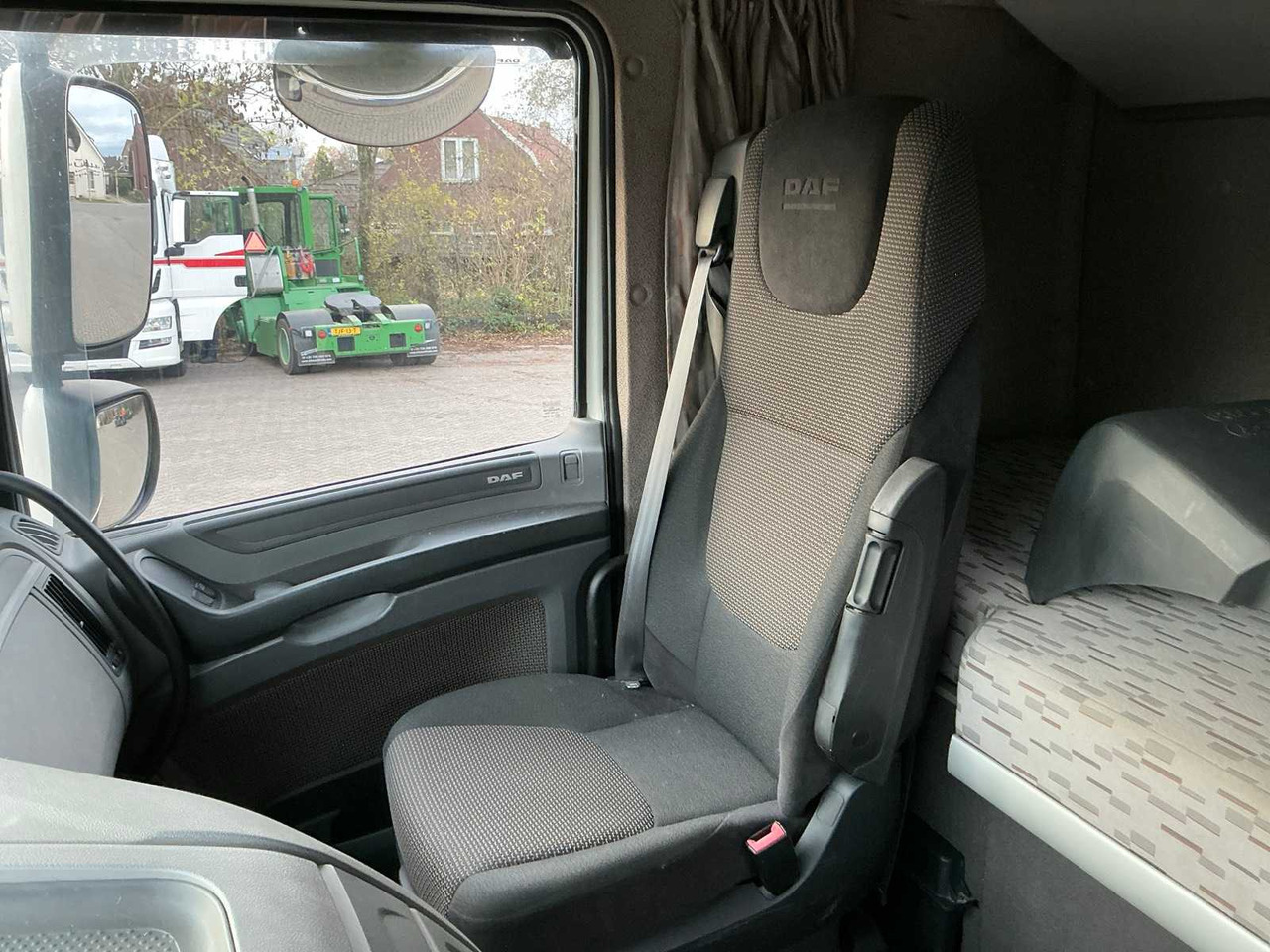 Camion 2015 DAF XF410 FT SEMI-TRAILER TRACTOR: photos 16