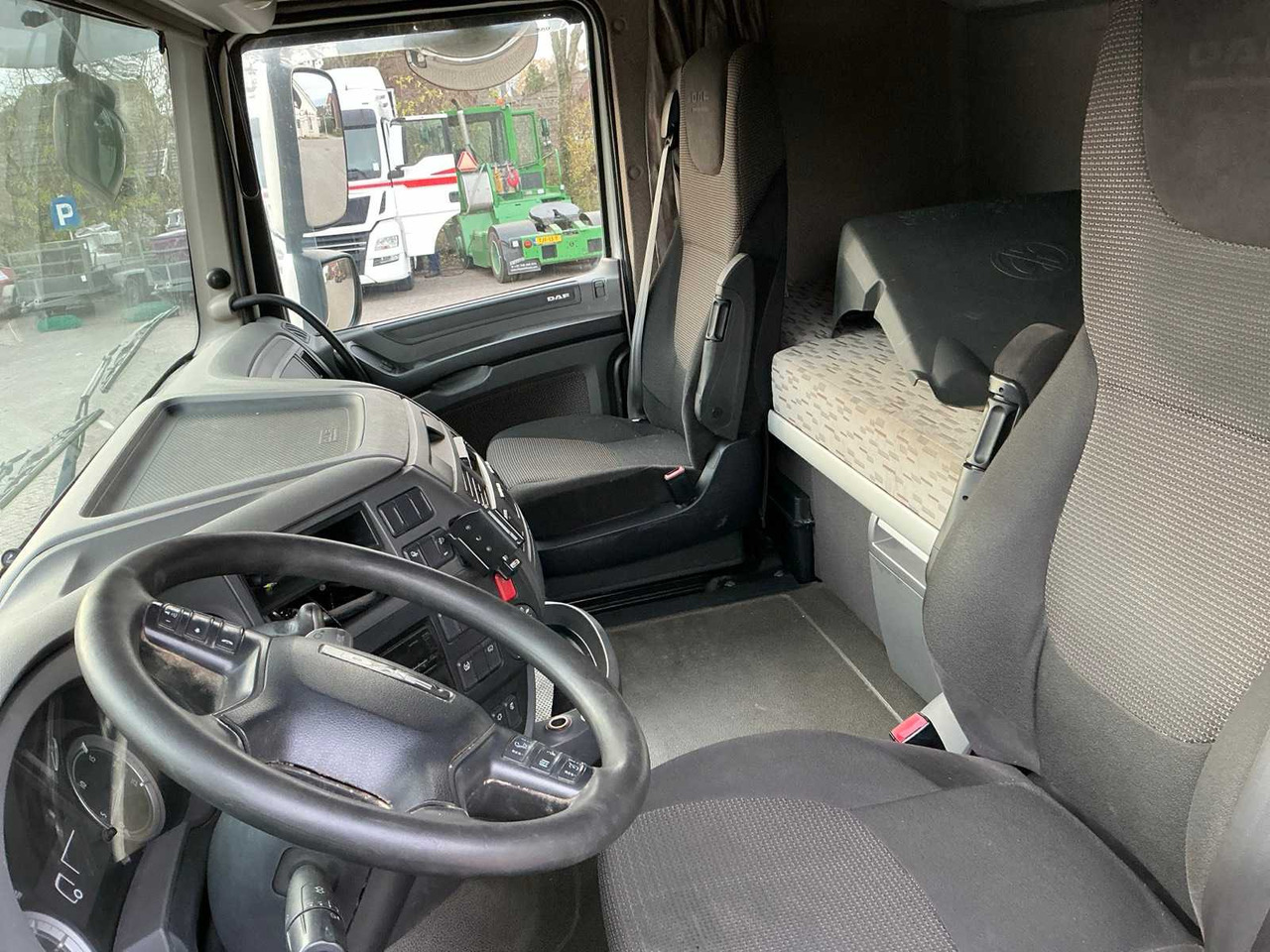 Camion 2015 DAF XF410 FT SEMI-TRAILER TRACTOR: photos 14