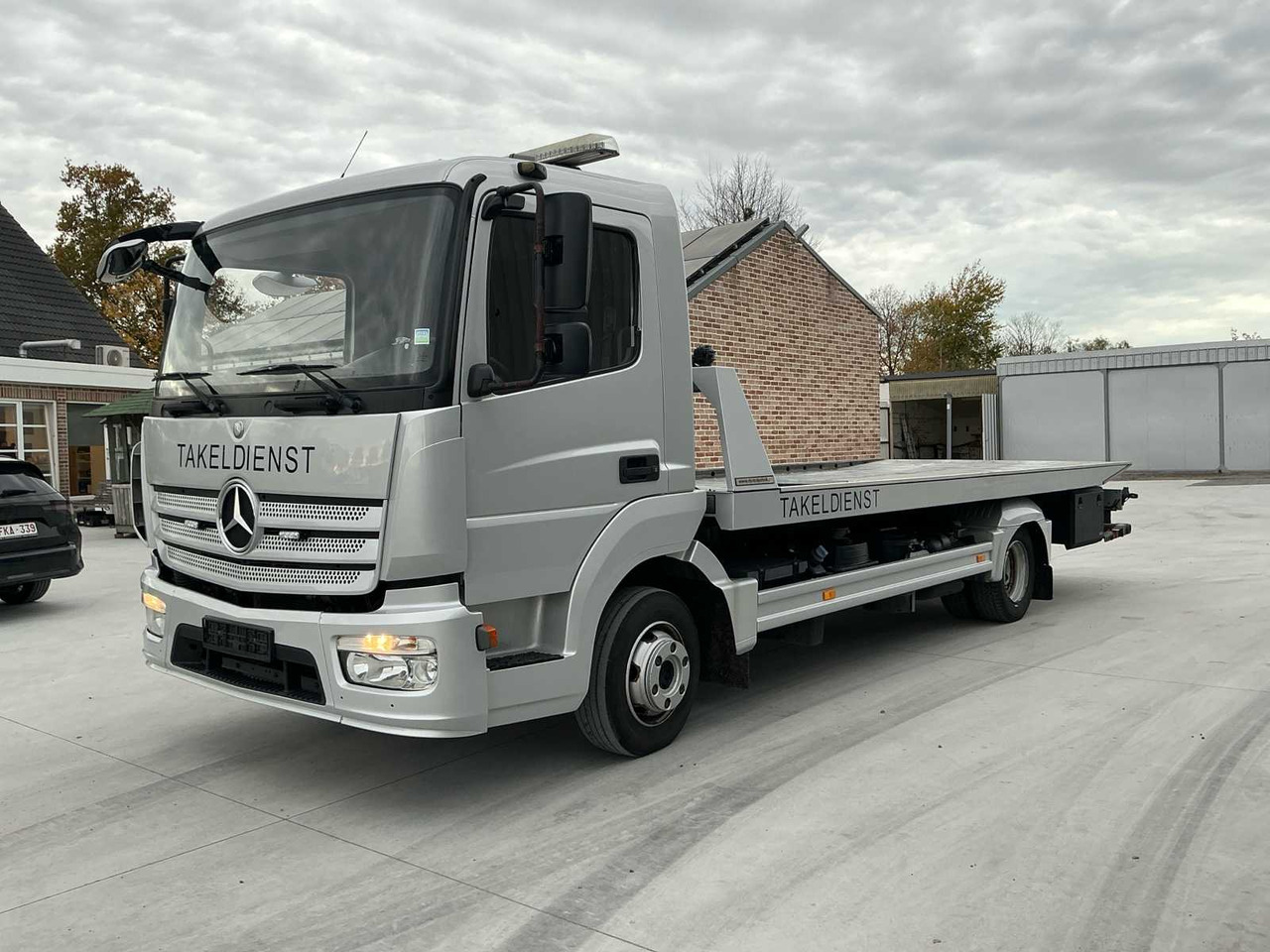2015 MERCEDES-BENZ ATEGO TRUCK TOW TRUCK - Camion: photos 1 2015 MERCEDES-BENZ ATEGO TRUCK TOW TRUCK - Camion: photos 1