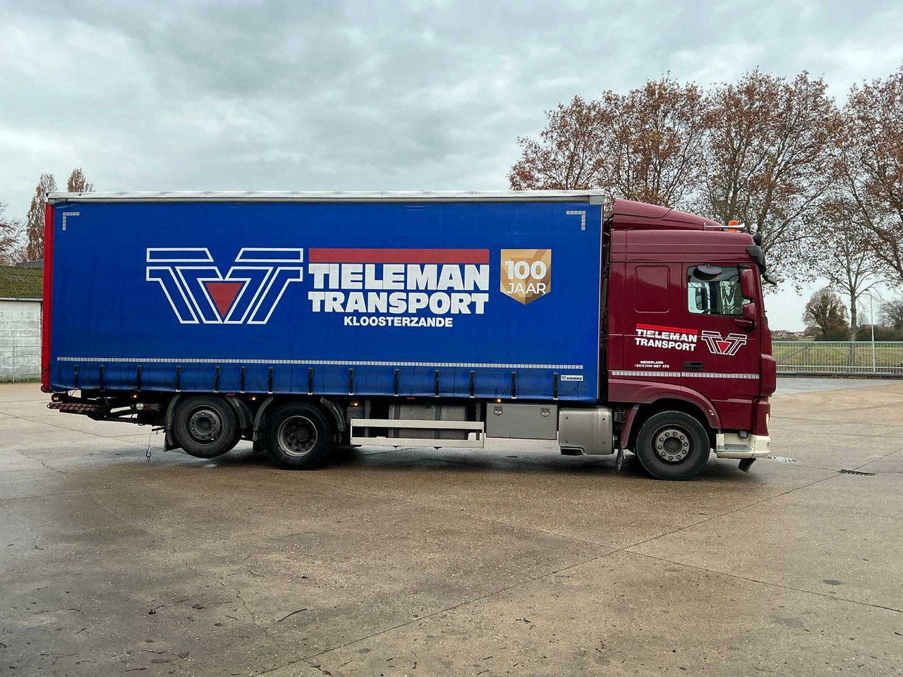 2021 DAF XF480FAN TRUCK WITH CANOPY BODY(C) - Camion: photos 4 2021 DAF XF480FAN TRUCK WITH CANOPY BODY(C) - Camion: photos 4