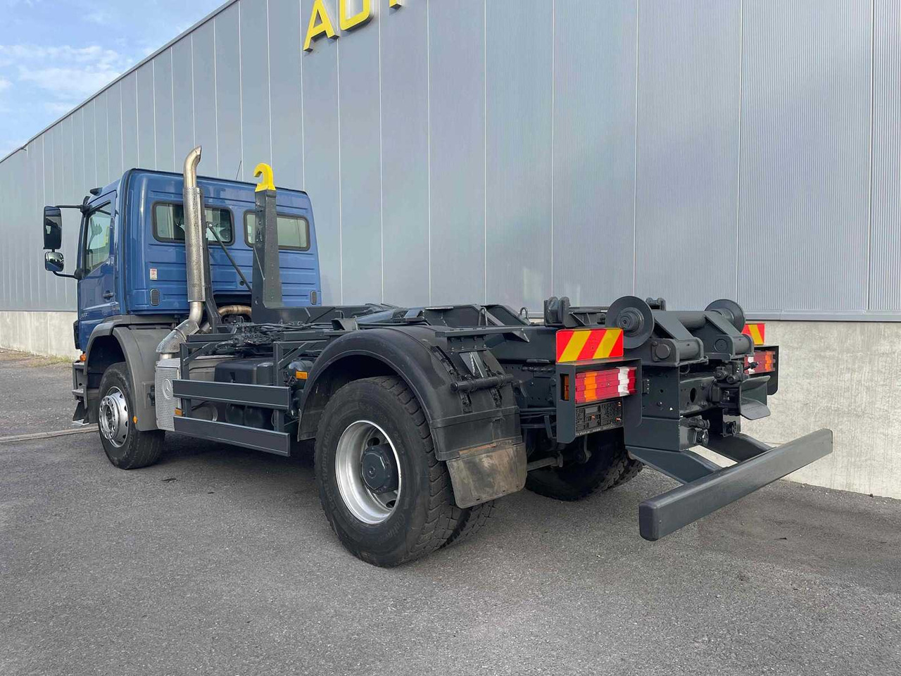 2021 MERCEDES-BENZ AXOR 1833 PULL-UP TRUCK - Camion: photos 2 2021 MERCEDES-BENZ AXOR 1833 PULL-UP TRUCK - Camion: photos 2