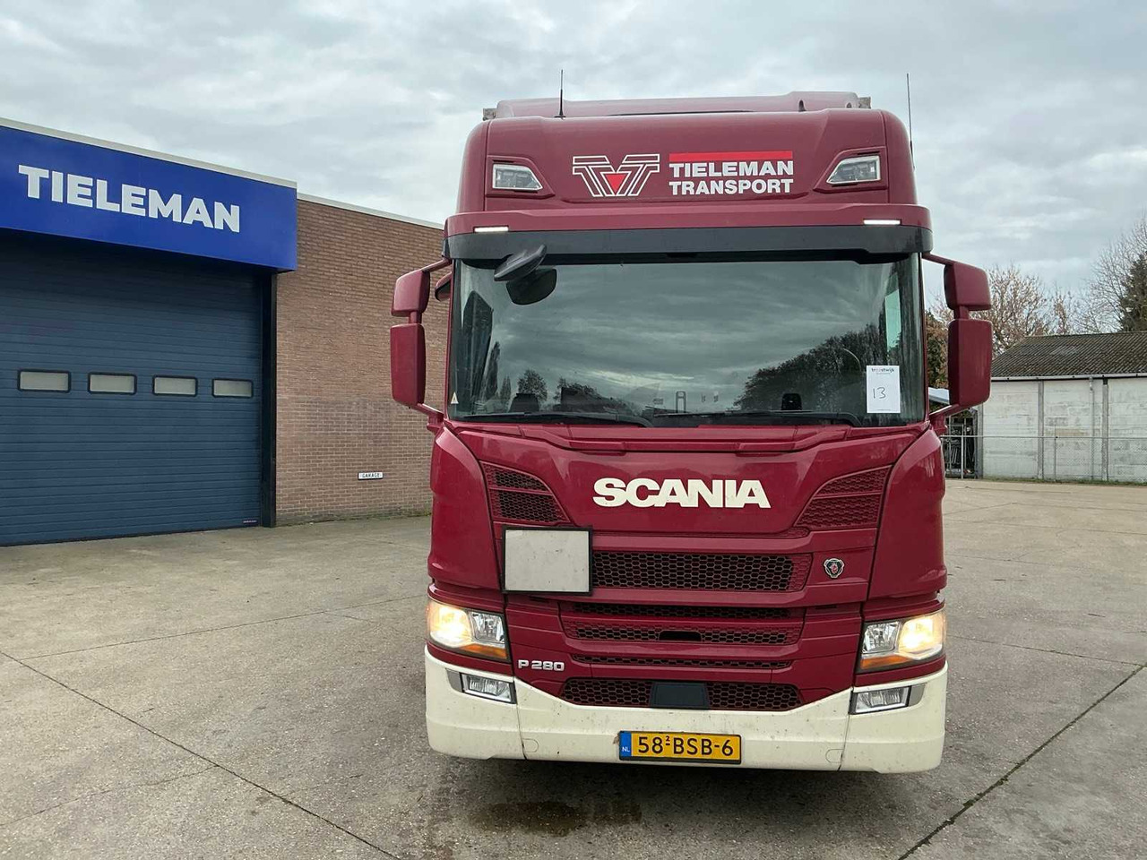2021 SCANIA P280 TRUCK WITH CANOPY BODY - Camion: photos 2 2021 SCANIA P280 TRUCK WITH CANOPY BODY - Camion: photos 2