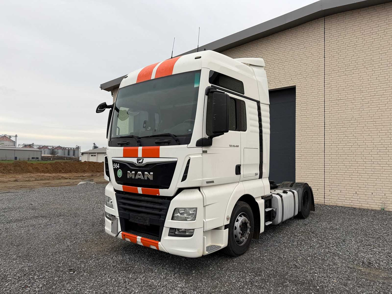 MAN - TGX 18.460 - 2018 - TRACTOR UNIT - Camion: photos 1 MAN - TGX 18.460 - 2018 - TRACTOR UNIT - Camion: photos 1