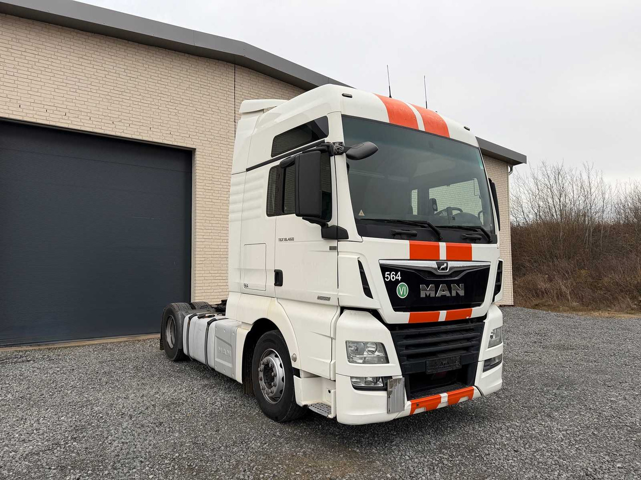 MAN - TGX 18.460 - 2018 - TRACTOR UNIT - Camion: photos 2 MAN - TGX 18.460 - 2018 - TRACTOR UNIT - Camion: photos 2