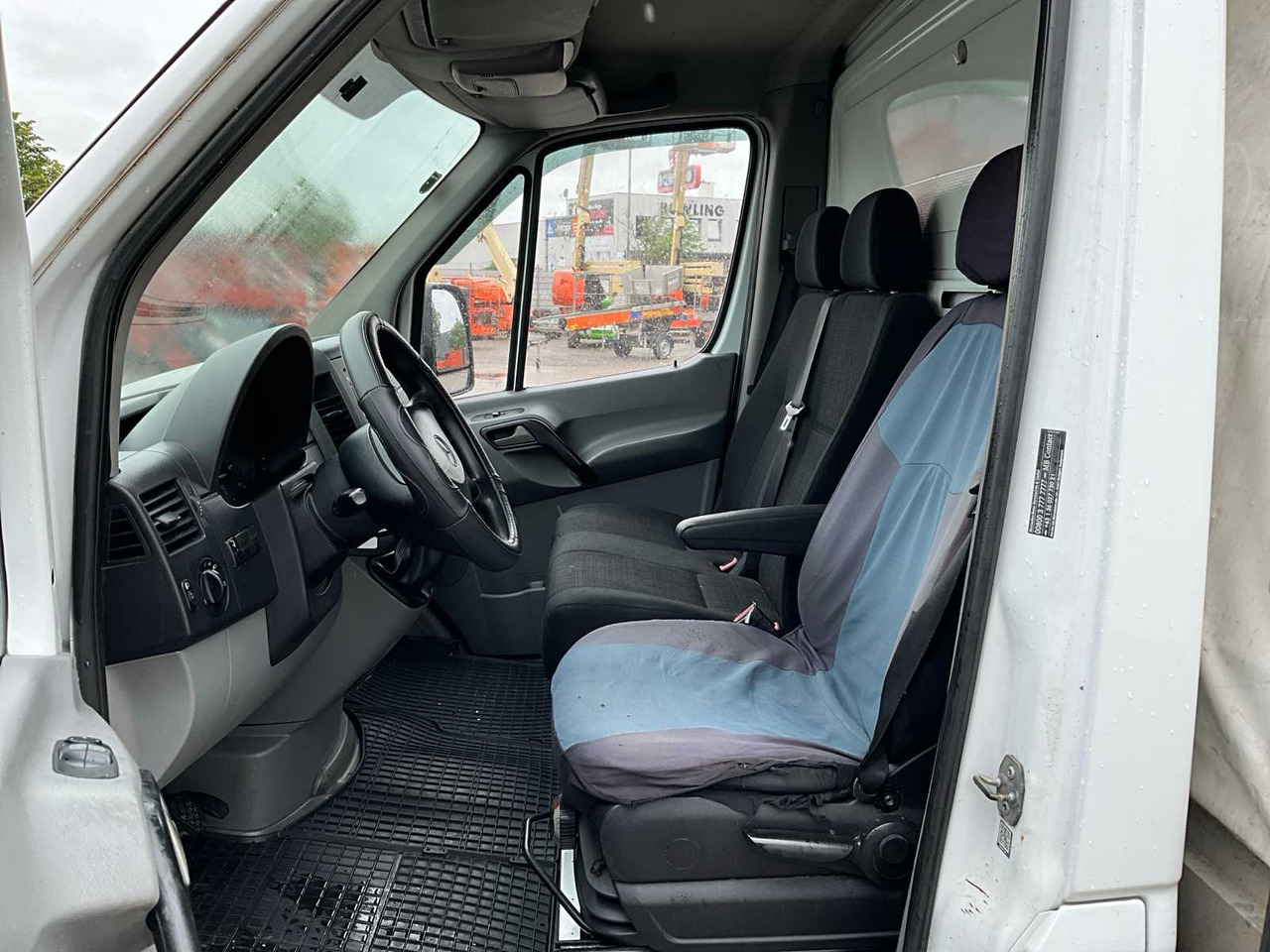 Camion MERCEDES-BENZ SPRINTER TRANSPORTER: photos 7 Camion MERCEDES-BENZ SPRINTER TRANSPORTER: photos 7
