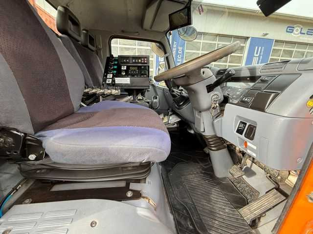 MITSHUBISHI - 2010 - CANTER - TRUCK - Camion: photos 4 MITSHUBISHI - 2010 - CANTER - TRUCK - Camion: photos 4