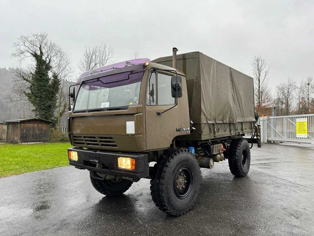 STEYR 12S18 4X4, WITHOUT CRANE - Camion: photos 2 STEYR 12S18 4X4, WITHOUT CRANE - Camion: photos 2