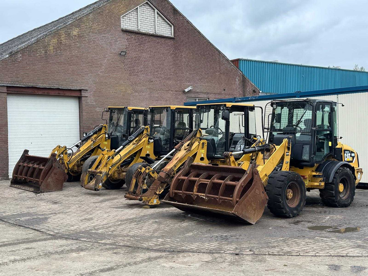 Caterpillar 908  908 908H 906 wegens contractbreuk - Chargeuse sur pneus: photos 1 Caterpillar 908  908 908H 906 wegens contractbreuk - Chargeuse sur pneus: photos 1