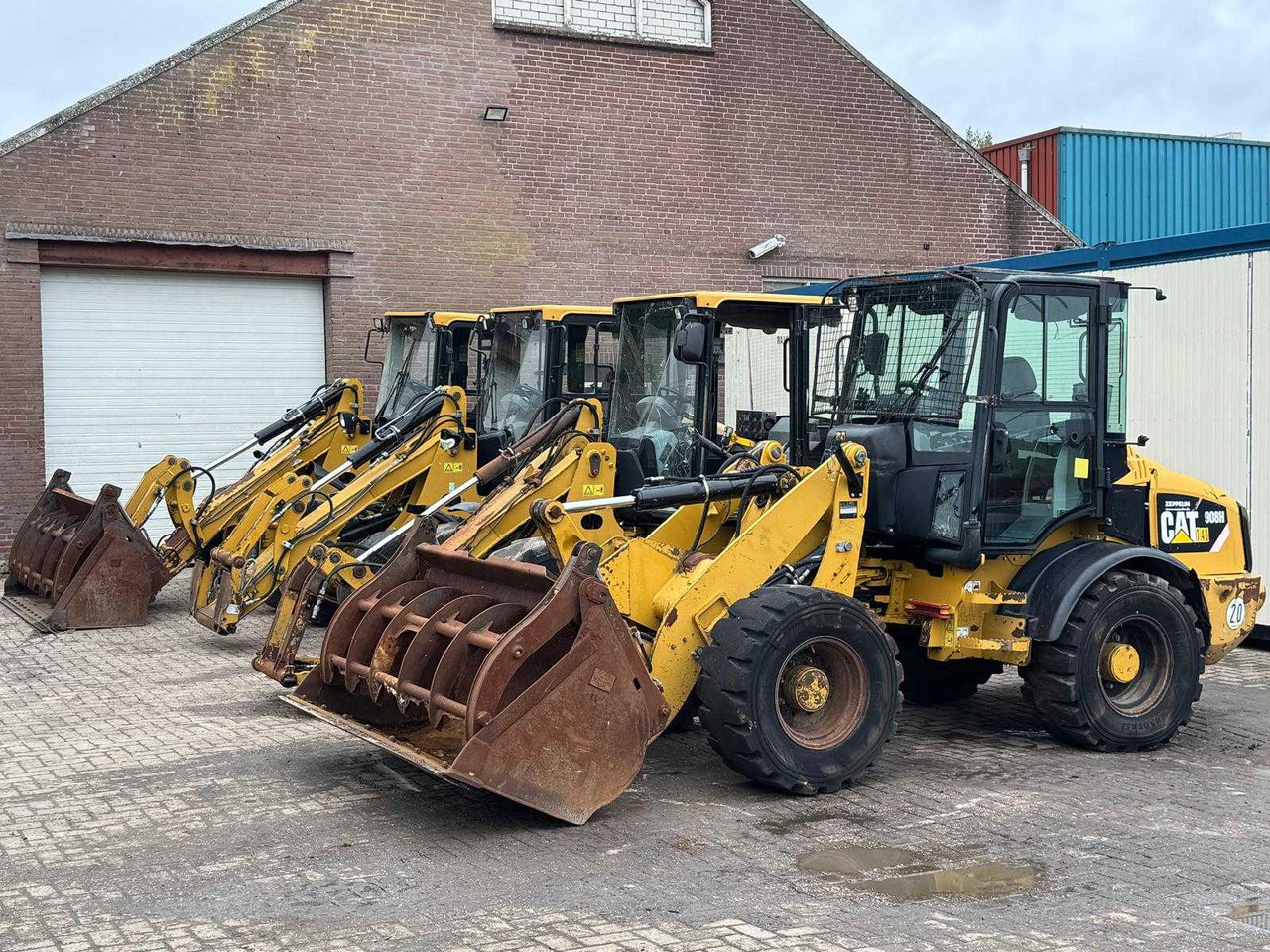 Caterpillar 908  908 908H 906 wegens contractbreuk - Chargeuse sur pneus: photos 3 Caterpillar 908  908 908H 906 wegens contractbreuk - Chargeuse sur pneus: photos 3