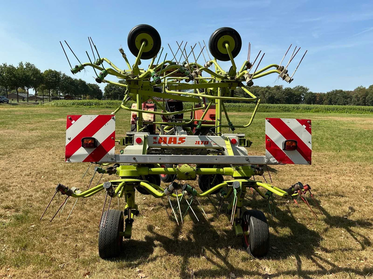 Claas 1050T - Matériel de fenaison: photos 3 Claas 1050T - Matériel de fenaison: photos 3