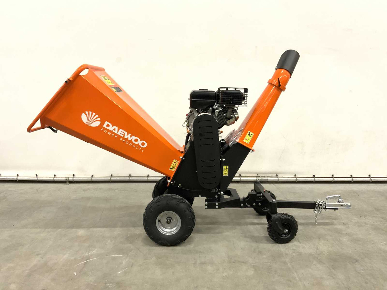 Daewoo DWFKCC350PRO - Broyeur de végétaux: photos 3 Daewoo DWFKCC350PRO - Broyeur de végétaux: photos 3