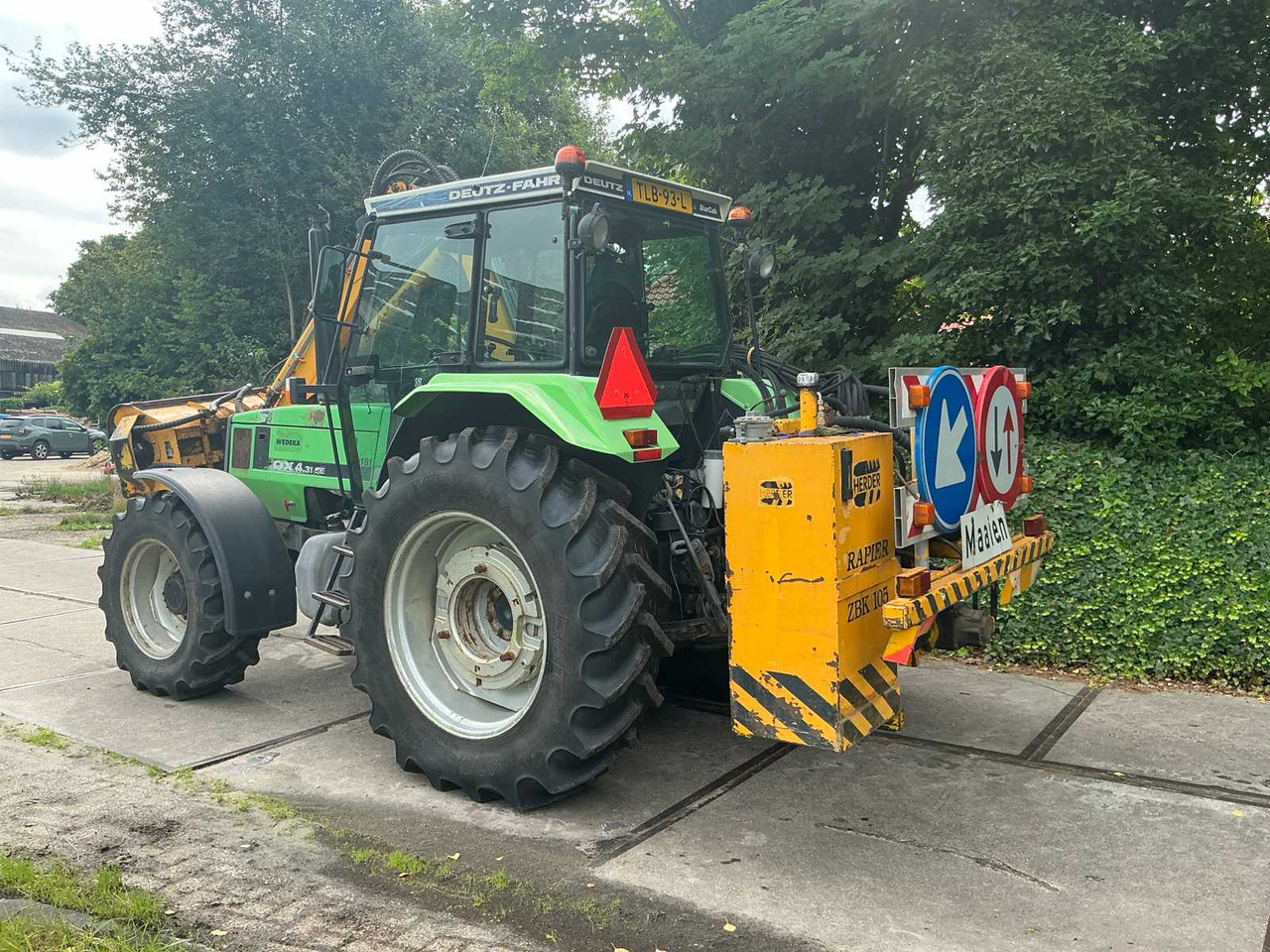 Deutz-fahr DX4.31 SE - Tracteur agricole: photos 5 Deutz-fahr DX4.31 SE - Tracteur agricole: photos 5