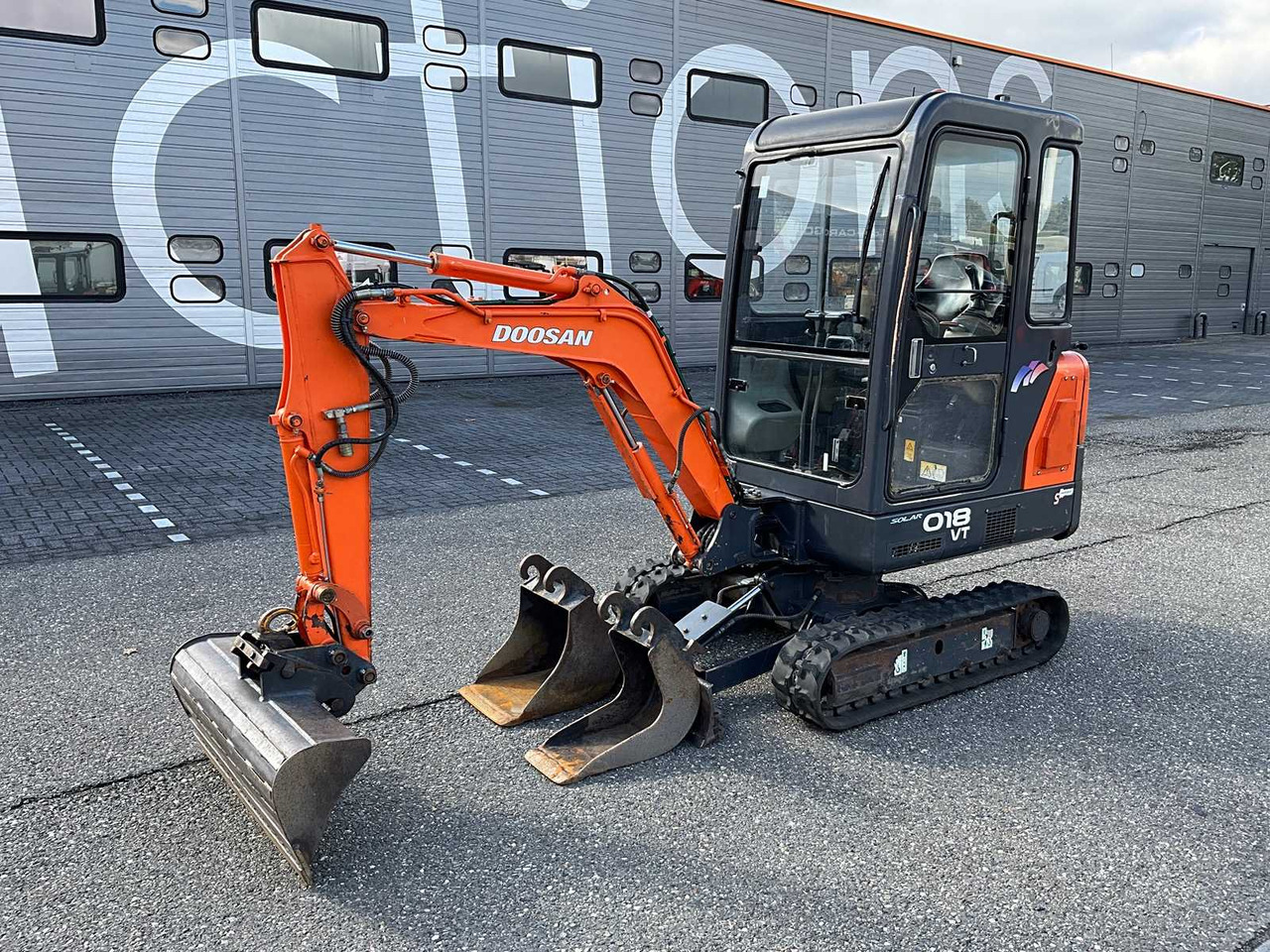 Doosan Solar 018VT - Mini pelle: photos 1 Doosan Solar 018VT - Mini pelle: photos 1
