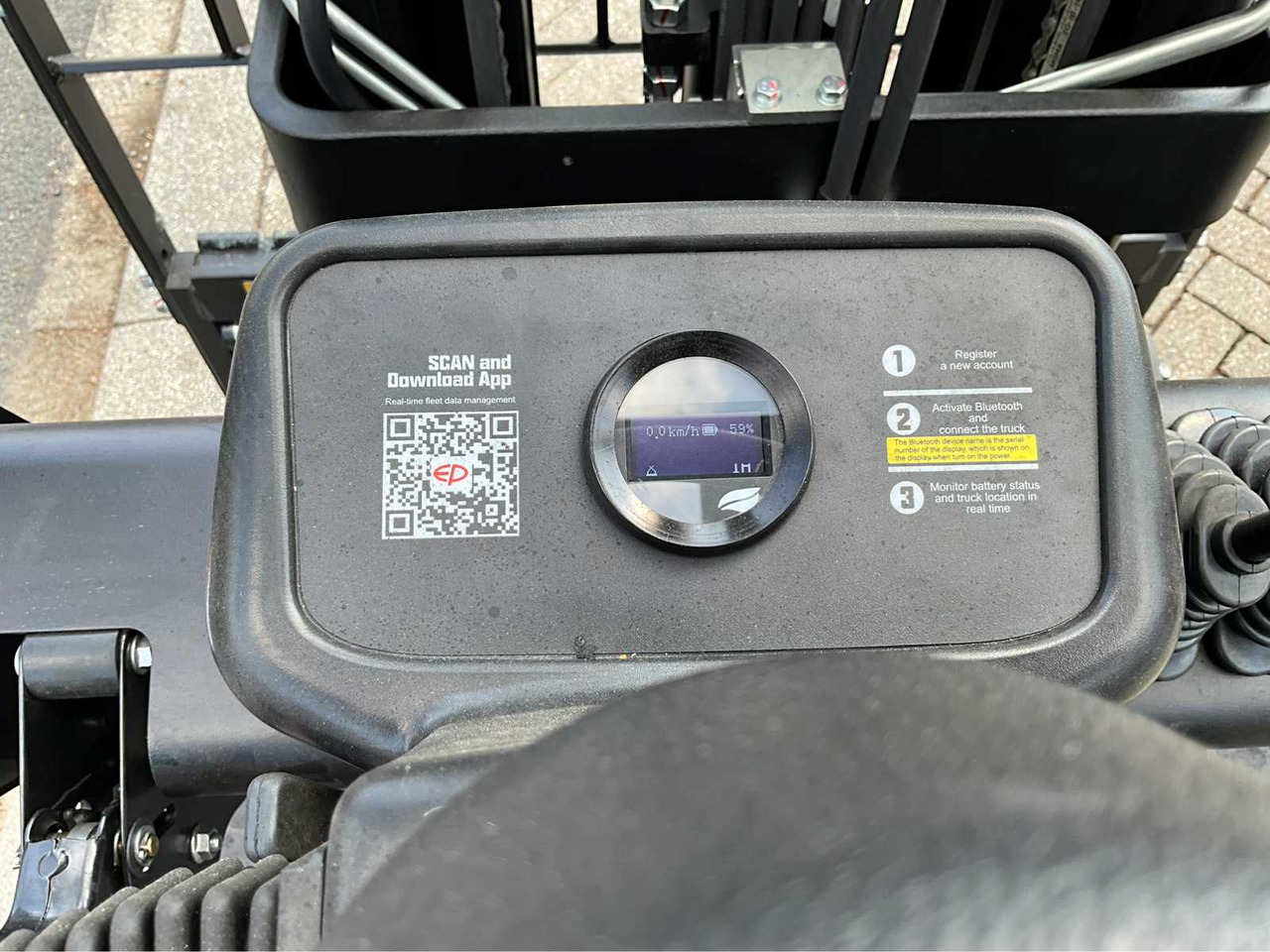 Chariot élévateur EP EFS 151 - 4.35 METER TRIPLEX, LI-ION, FREE-LIFT, SIDE-SHIFT - FORKLIFT: photos 15