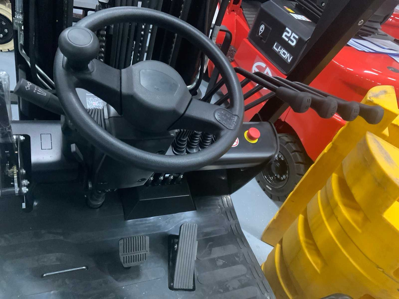 Chariot élévateur EP EFS 151 - 4.35 METER TRIPLEX, LI-ION, FREE-LIFT, SIDE-SHIFT - FORKLIFT: photos 27