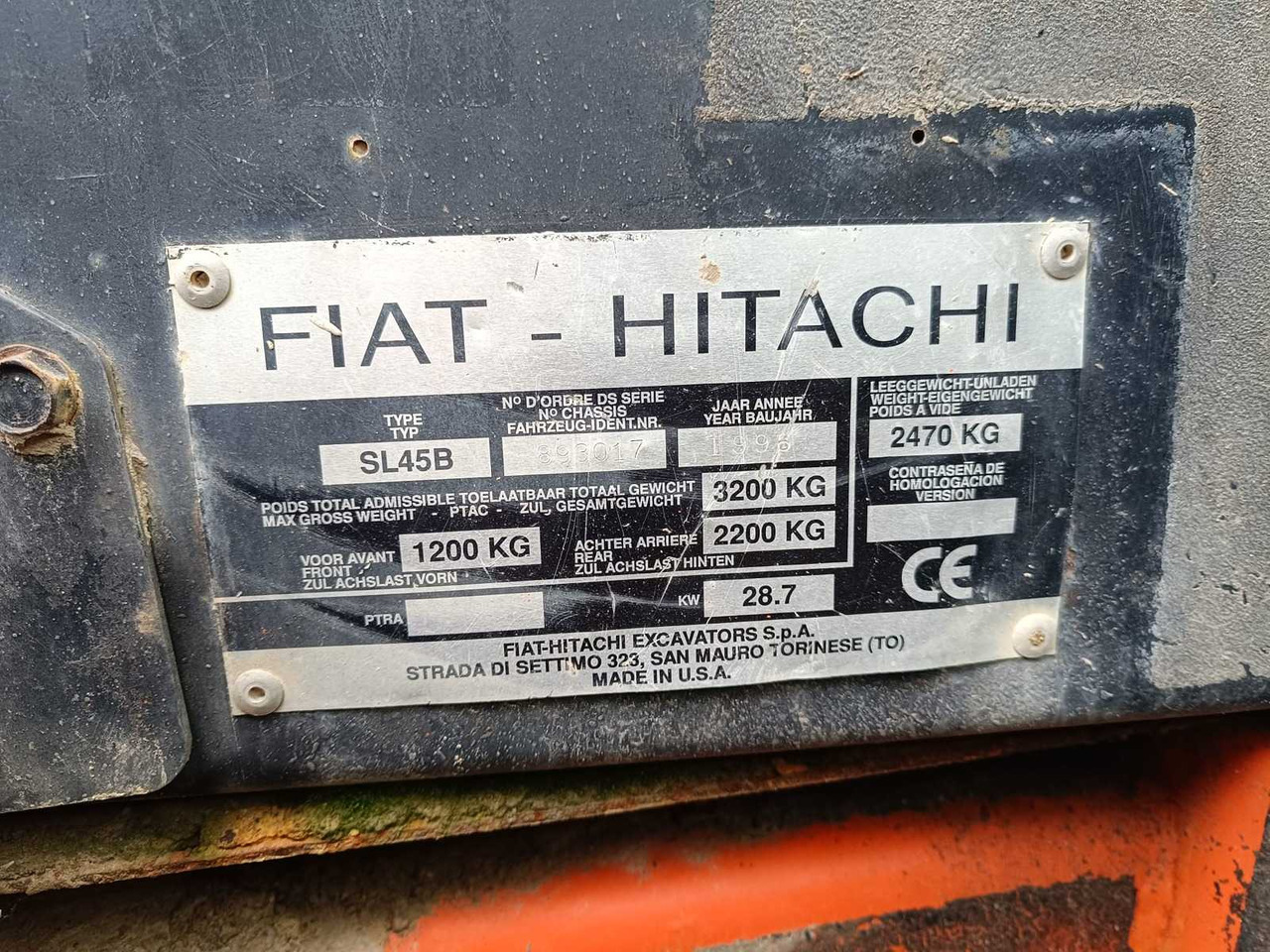 FIAT-HITACHI - SL45B - SKID STEER LOADER - 1998 - Chargeuse compacte sur chenilles: photos 4 FIAT-HITACHI - SL45B - SKID STEER LOADER - 1998 - Chargeuse compacte sur chenilles: photos 4