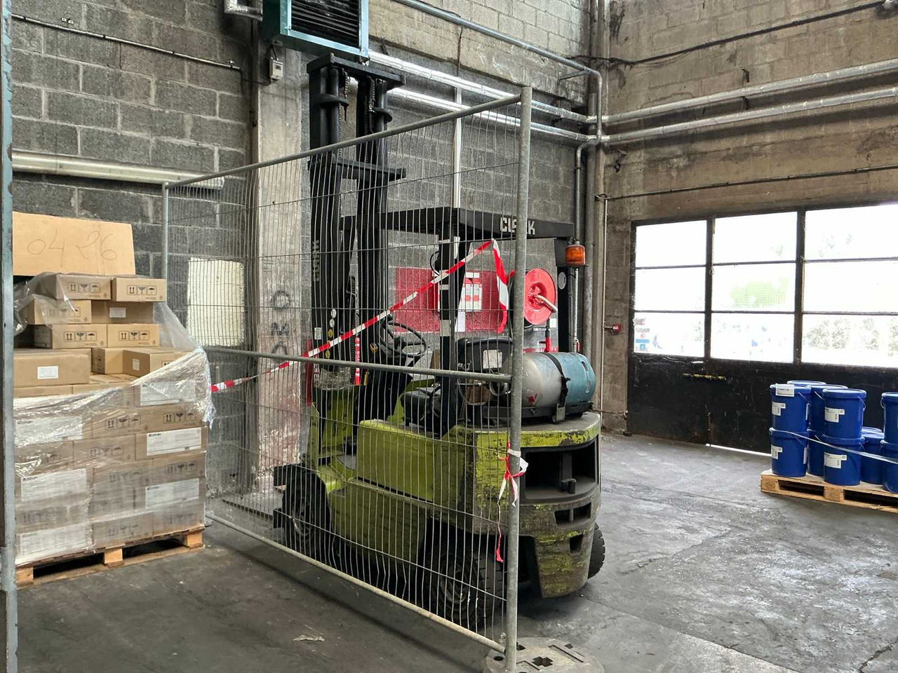 FORKLIFT - Chariot élévateur: photos 4 FORKLIFT - Chariot élévateur: photos 4