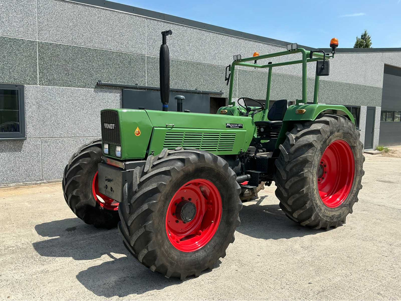 Fendt 611s - Tracteur agricole: photos 1 Fendt 611s - Tracteur agricole: photos 1