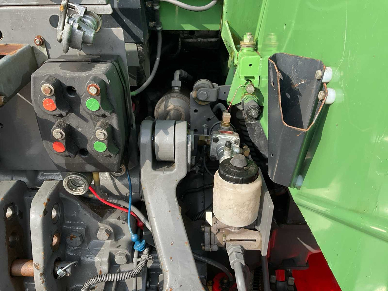 Tracteur agricole Fendt 714 Vario TMS: photos 27