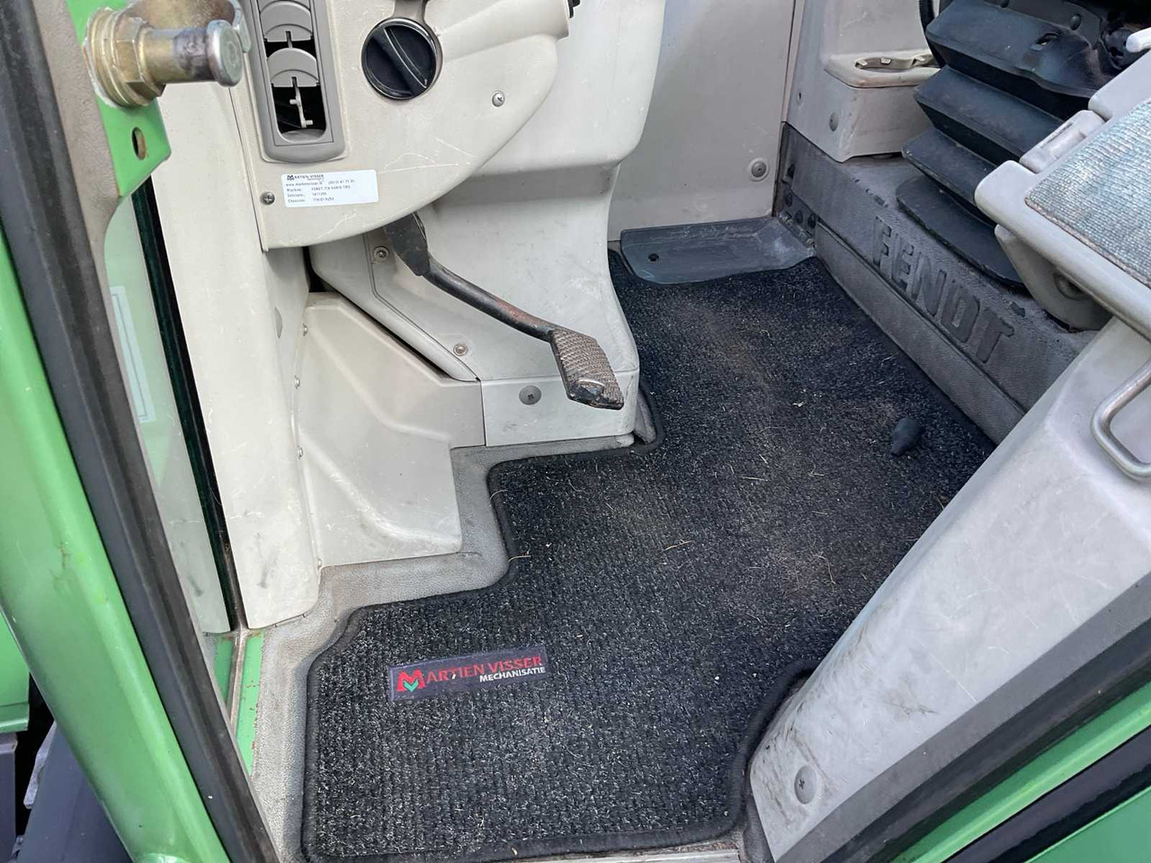 Tracteur agricole Fendt 714 Vario TMS: photos 30
