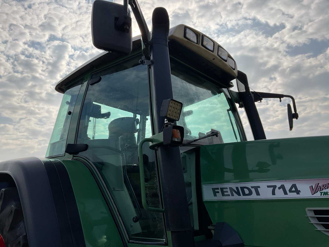 Tracteur agricole Fendt 714 Vario TMS: photos 18