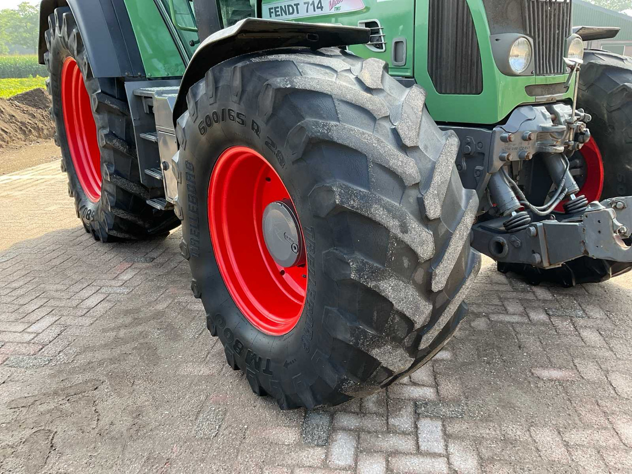 Tracteur agricole Fendt 714 Vario TMS: photos 17