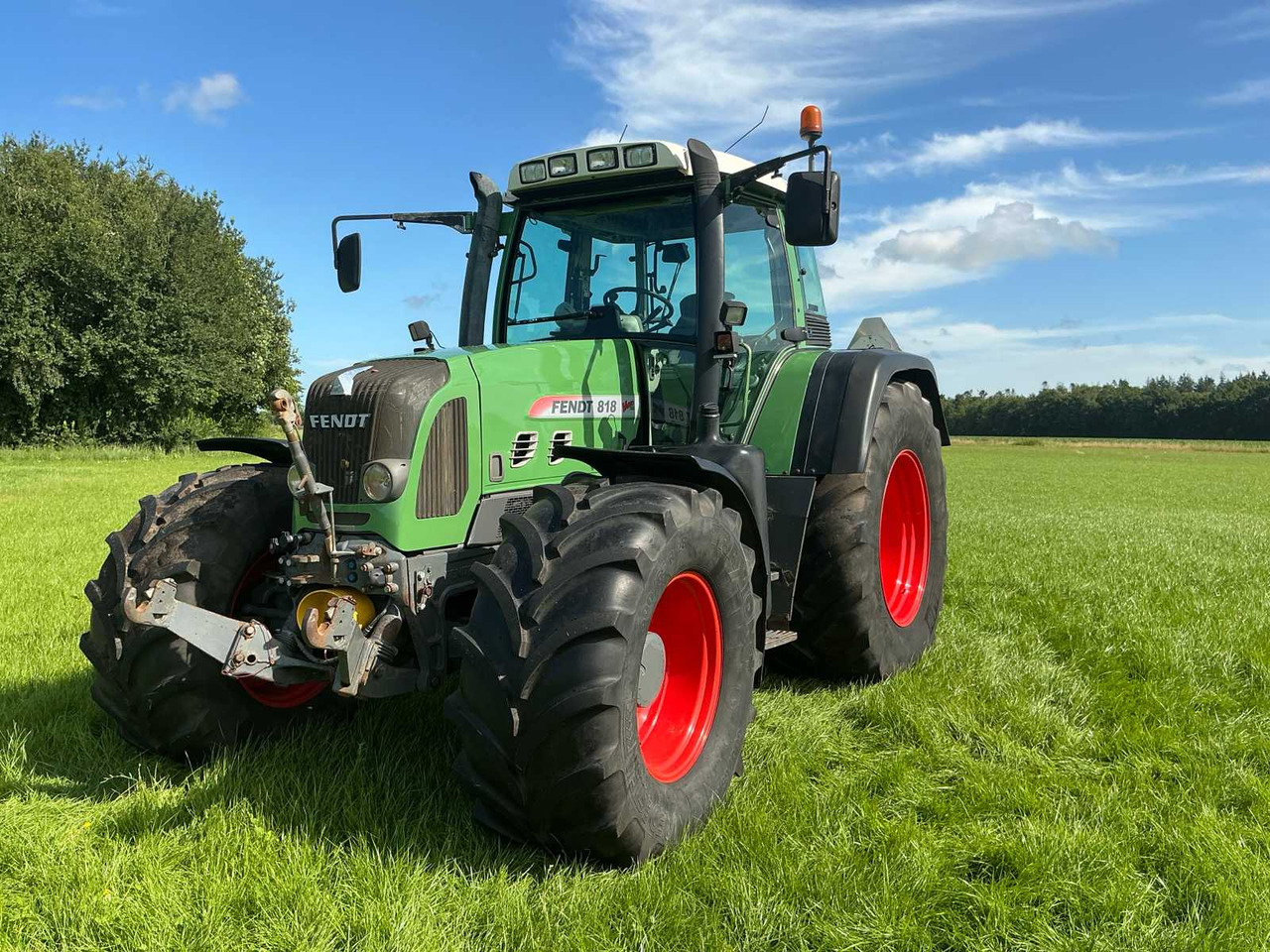 Fendt 818 - Tracteur agricole: photos 1 Fendt 818 - Tracteur agricole: photos 1
