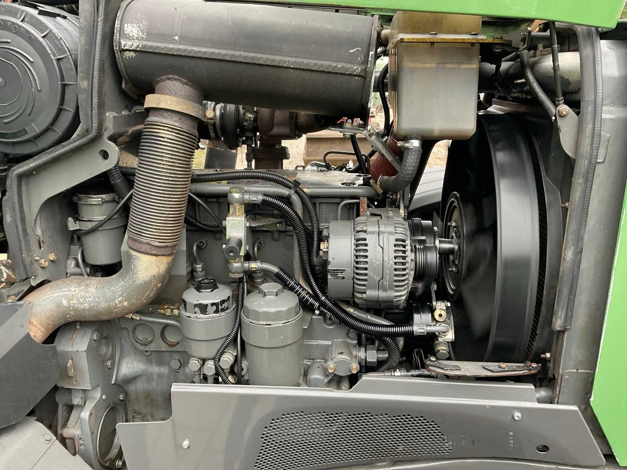 Tracteur agricole Fendt Farmer 410 Vario: photos 43