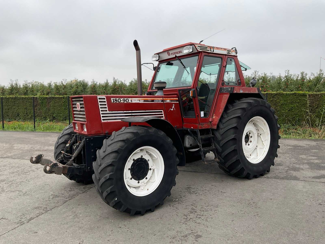 Fiat 180-90 Turbo DT - Tracteur agricole: photos 2 Fiat 180-90 Turbo DT - Tracteur agricole: photos 2