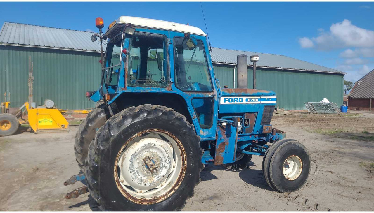 Ford 6700 - Tracteur agricole: photos 4 Ford 6700 - Tracteur agricole: photos 4