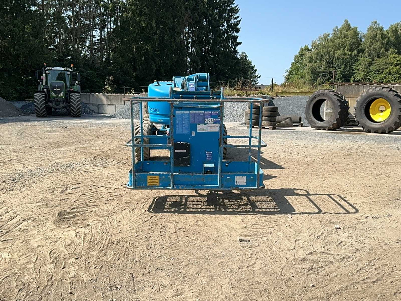 Genie 245/25J - Nacelle: photos 2 Genie 245/25J - Nacelle: photos 2