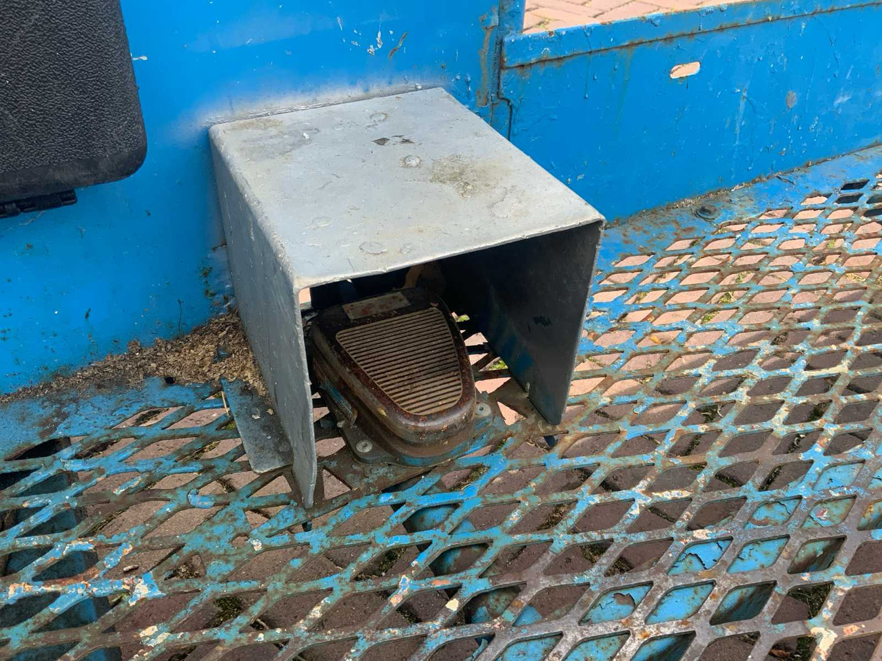 Genie S-45 - Nacelle: photos 4 Genie S-45 - Nacelle: photos 4