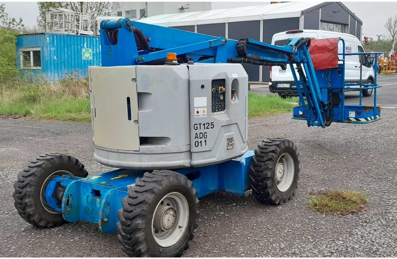 Genie Z34/22 - Nacelle: photos 4 Genie Z34/22 - Nacelle: photos 4