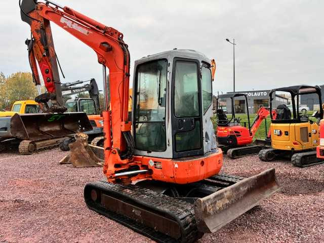 HITACHI EX 50-U MINI CRAWLER EXCAVATOR 4.6 TONS - Mini pelle: photos 5 HITACHI EX 50-U MINI CRAWLER EXCAVATOR 4.6 TONS - Mini pelle: photos 5