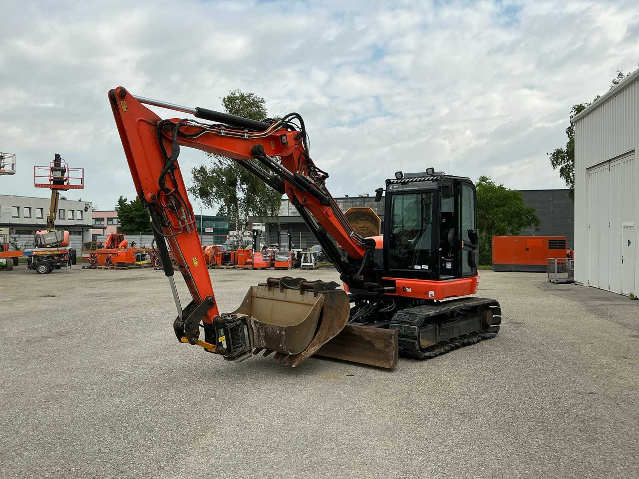 JCB 86C-1TAB - Pelle sur chenille: photos 2 JCB 86C-1TAB - Pelle sur chenille: photos 2