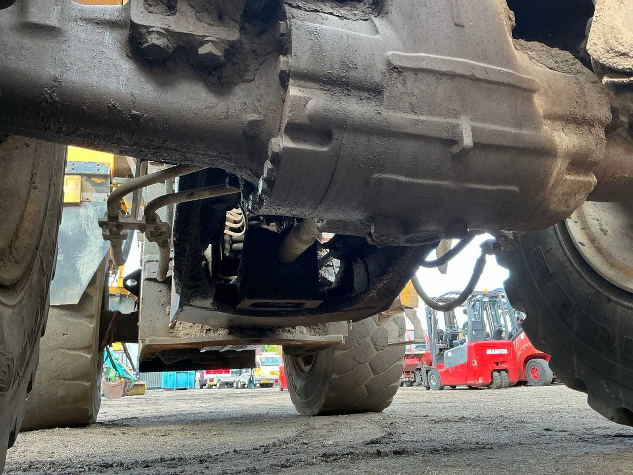 Chargeuse sur pneus KOMATSU WA380 SHOVEL: photos 14