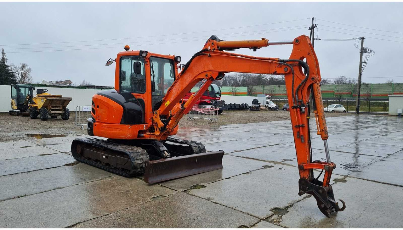 KUBOTA - U55-4 KGLS2 - MIDI-EXCAVATOR - 2015 (135400102) - Pelle: photos 4 KUBOTA - U55-4 KGLS2 - MIDI-EXCAVATOR - 2015 (135400102) - Pelle: photos 4