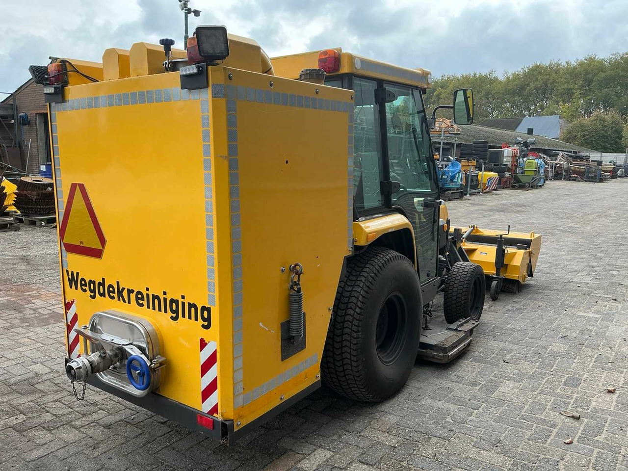 Kubota STV40 - Micro tracteur: photos 5 Kubota STV40 - Micro tracteur: photos 5