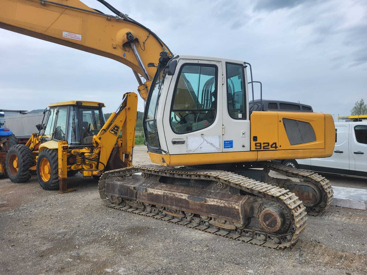 LIEBHERR R924 C SL - Pelle sur chenille: photos 2 LIEBHERR R924 C SL - Pelle sur chenille: photos 2