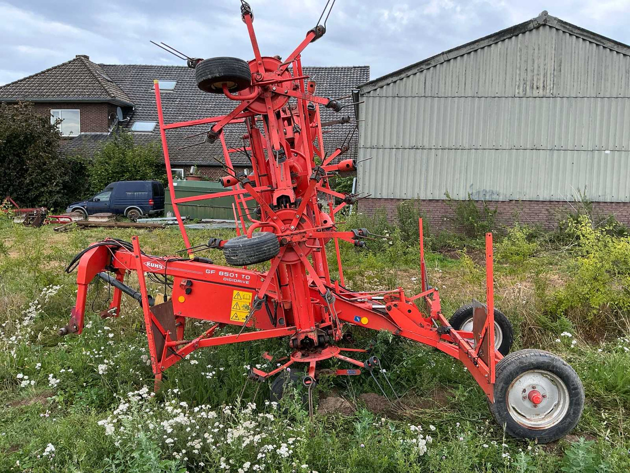 Kuhn GF 8501 T0 Digidrive - Machine agricole: photos 2 Kuhn GF 8501 T0 Digidrive - Machine agricole: photos 2