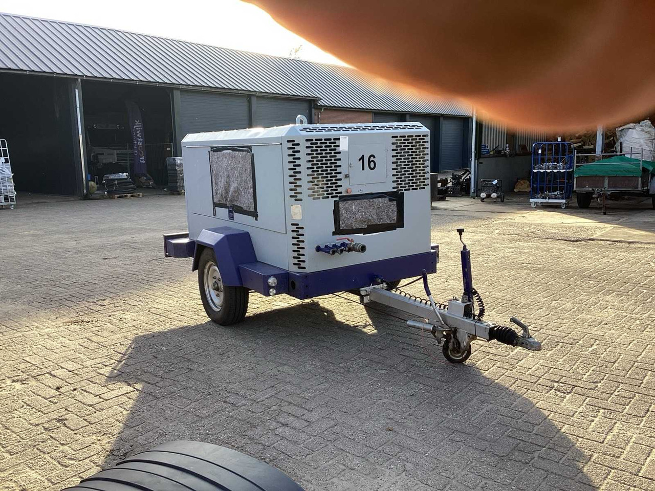 2003 INGERSOLL-RAND W2201 TRAILER WITH COMPRESSOR - Remorque: photos 2 2003 INGERSOLL-RAND W2201 TRAILER WITH COMPRESSOR - Remorque: photos 2