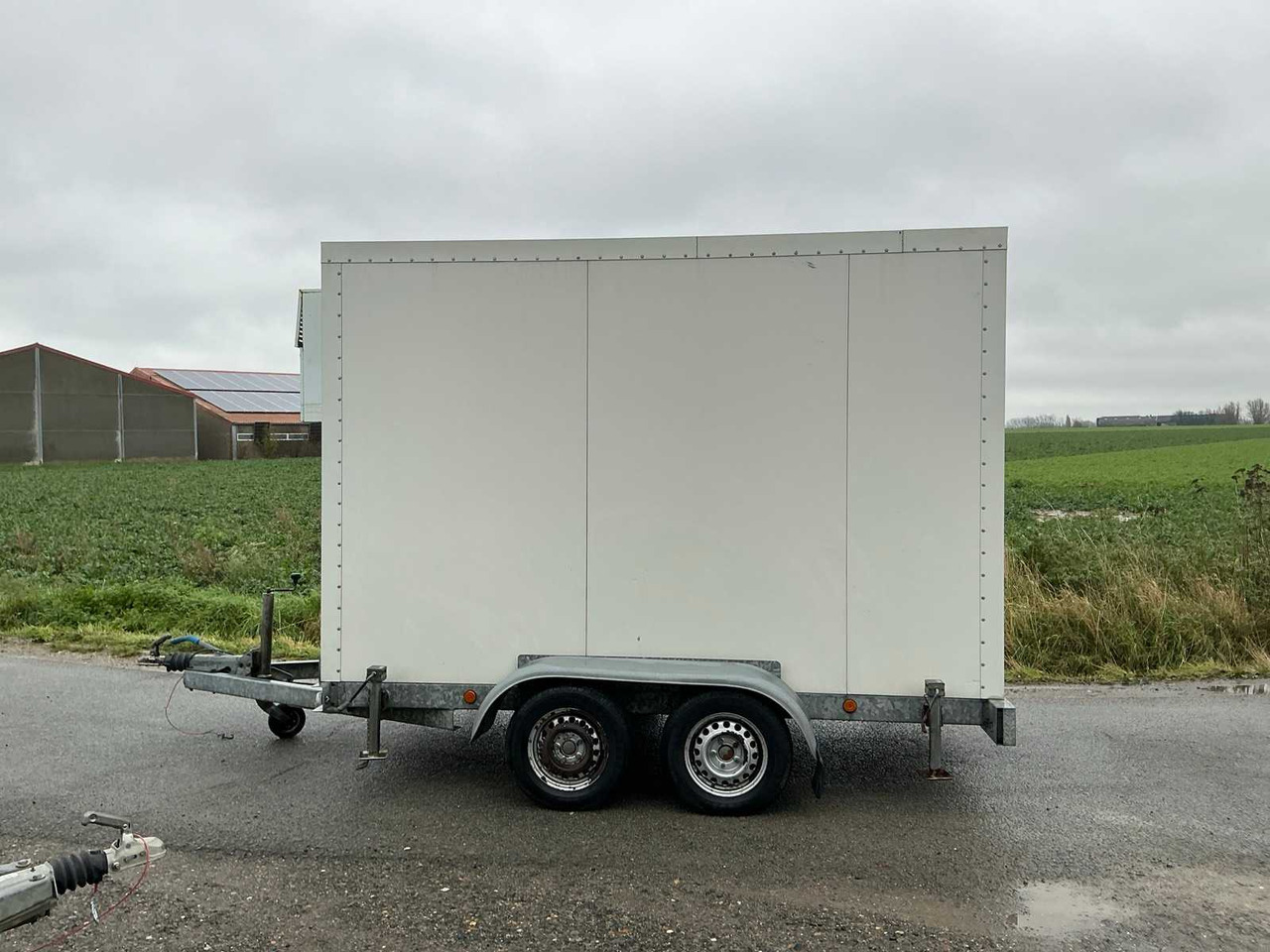 2011 LUPAT A20T REFRIGERATED TRAILER - Remorque: photos 2 2011 LUPAT A20T REFRIGERATED TRAILER - Remorque: photos 2