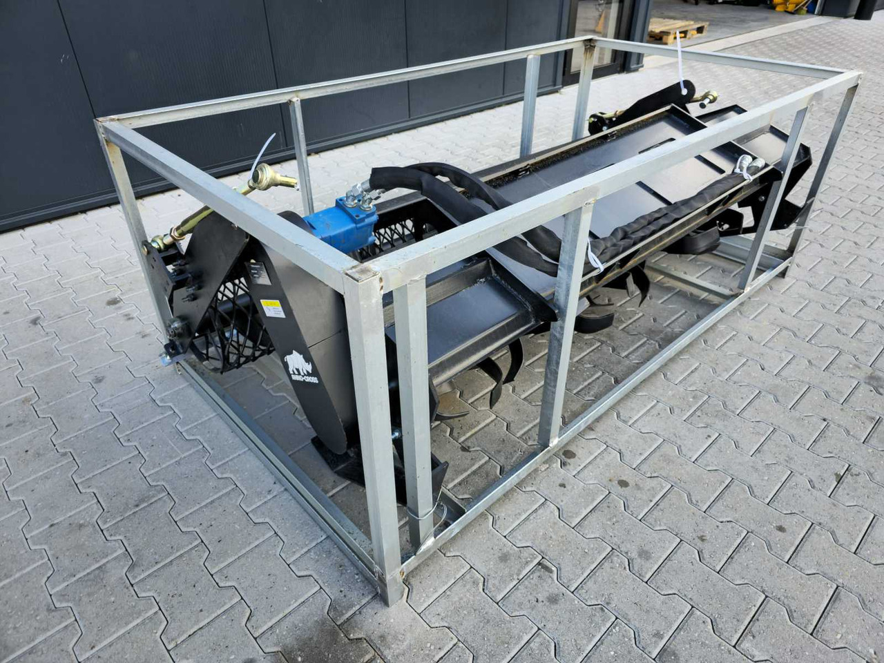 Rhino-Cross 1110x2160x800 - Bineuse: photos 3 Rhino-Cross 1110x2160x800 - Bineuse: photos 3