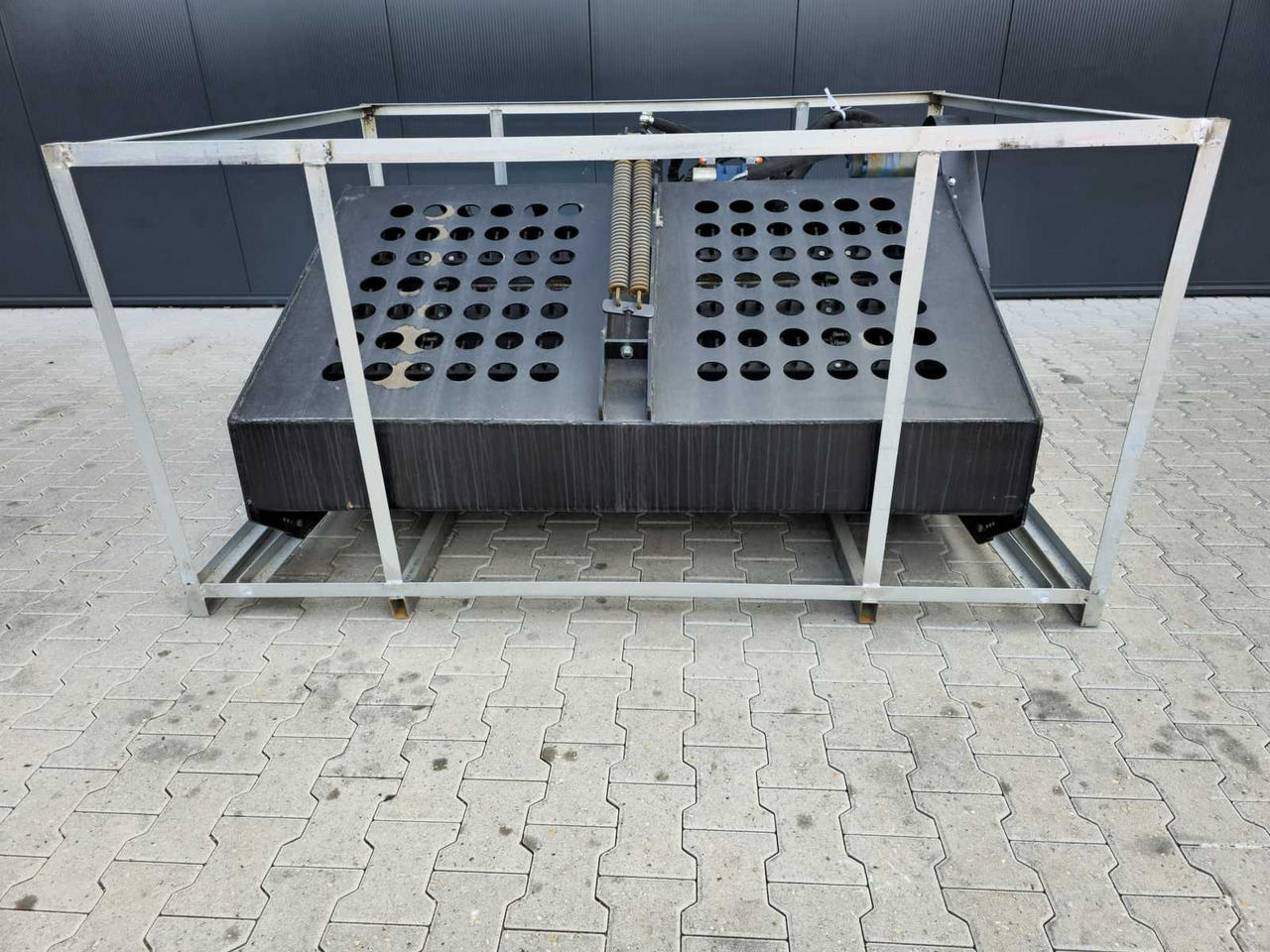 Rhino-cross Landscape rake - Outils du sol: photos 2 Rhino-cross Landscape rake - Outils du sol: photos 2